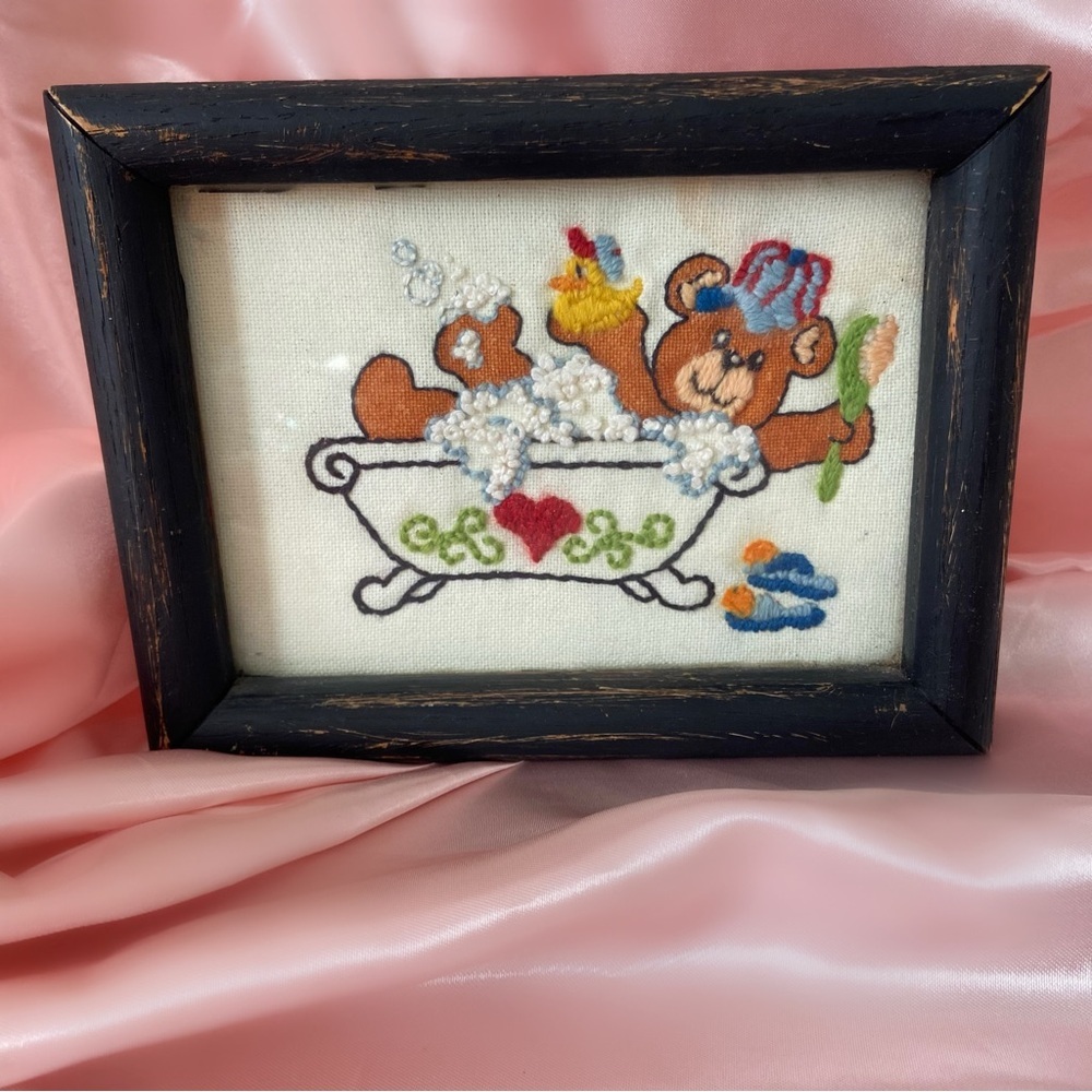Vintage embroidered bear bathroom tub framed crewel art home decor wall hanging